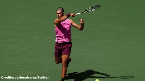 Carlos Alcaraz Bristles Past Knee Scare to Dominate at US Open