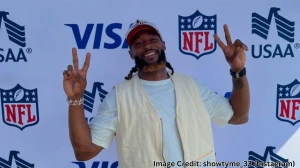 Aaron Jones Injury Update: Vikings RB Sidelined With Hamstring Issue