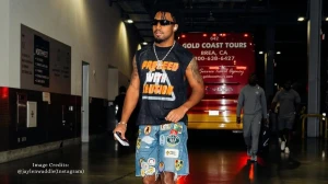 Jaylen Waddle Injury Update: Dolphins WR Limited With Shoulder Issue, Week 2 Status vs Patriots Jaylen Waddle Injury Update: Dolphins WR Limited With Shoulder Issue, Week 2 Status vs Patriots