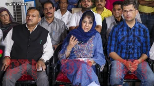 Mehbooba Mufti Claims She Is Under House Arrest in Srinagar