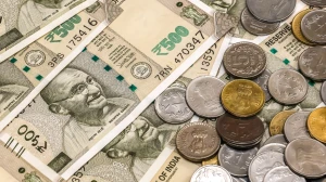 Rupee Trades in Narrow Range Against US Dollar in Early Trade