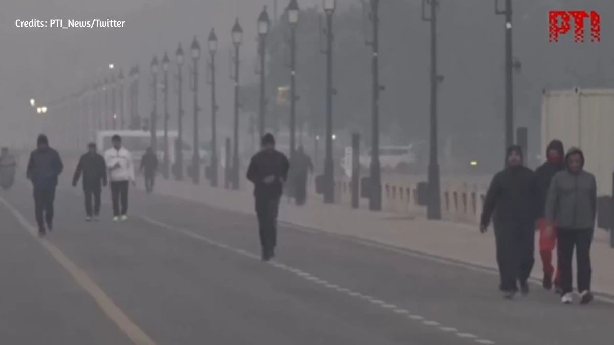 Delhi Records Coldest November Morning Since 2022 at 8°C