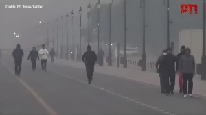 Delhi’s Air Quality Still ‘Very Poor’ as Smog Chokes the Capital