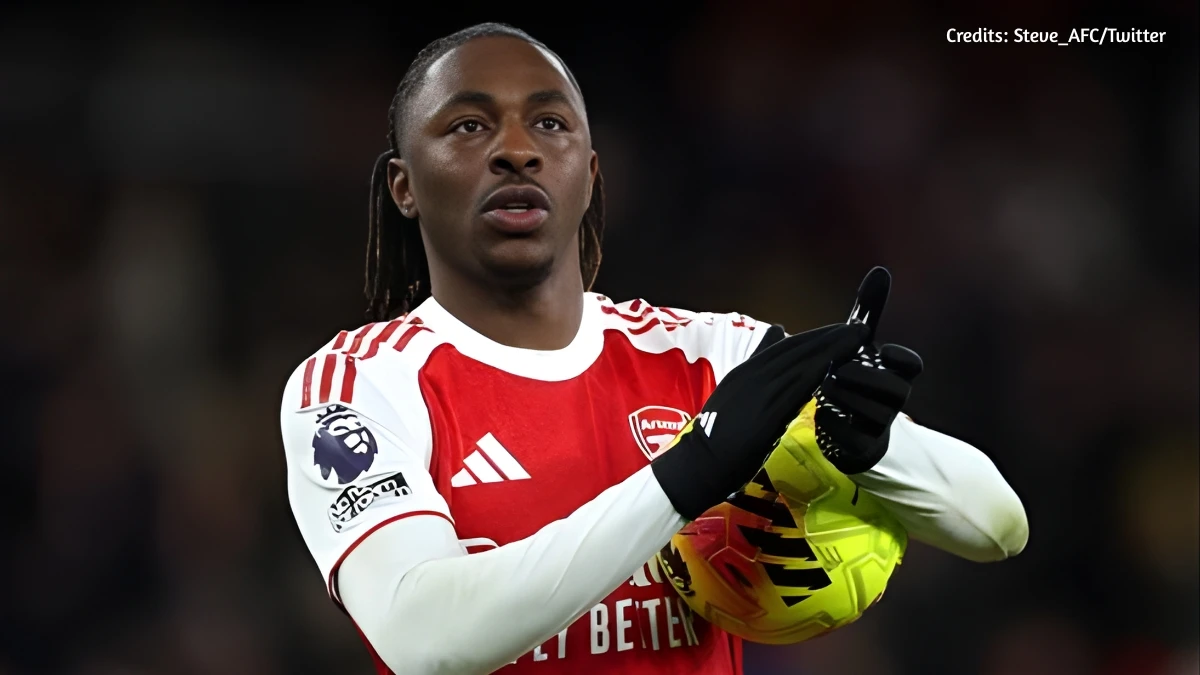 Eze Scores Hat Trick as Arsenal Defeat Spurs to Extend Premier League Lead