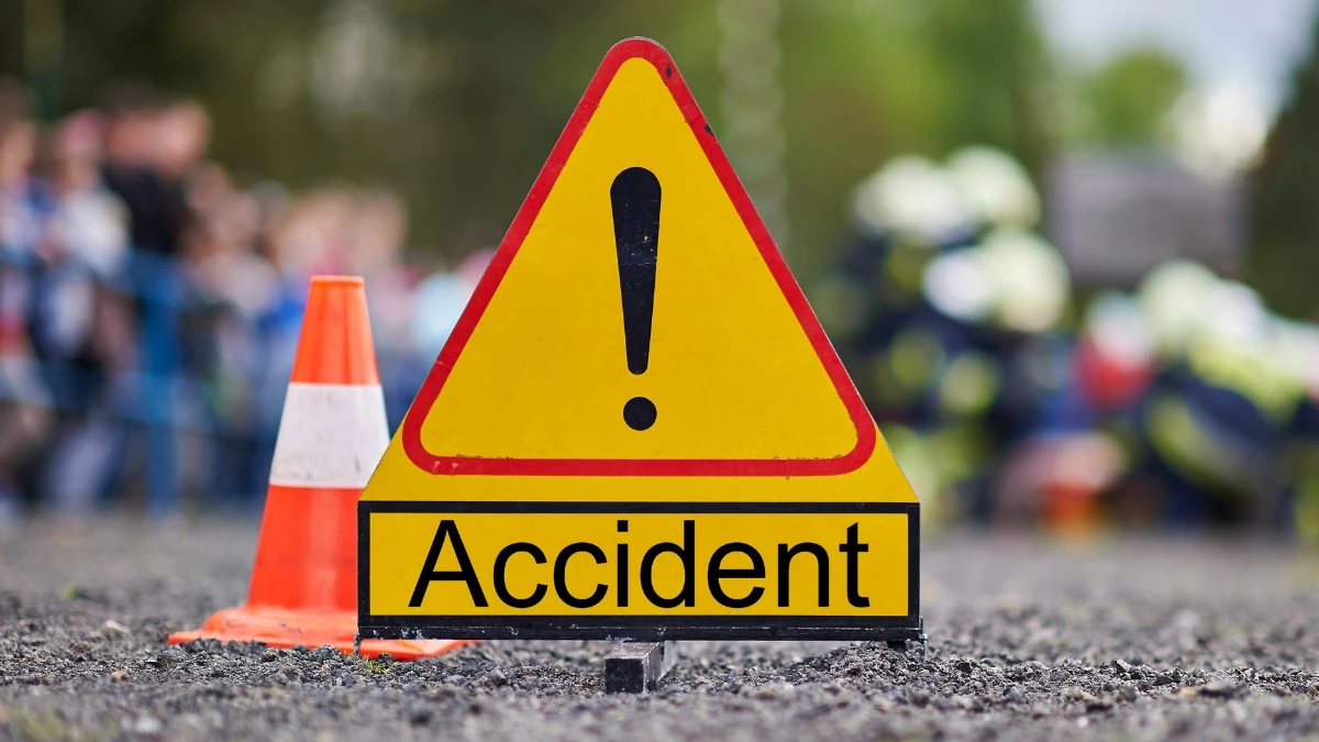 Man Killed, Another Injured After Unidentified Vehicle Rams Pilgrims on Mumbai–Nashik Highway
