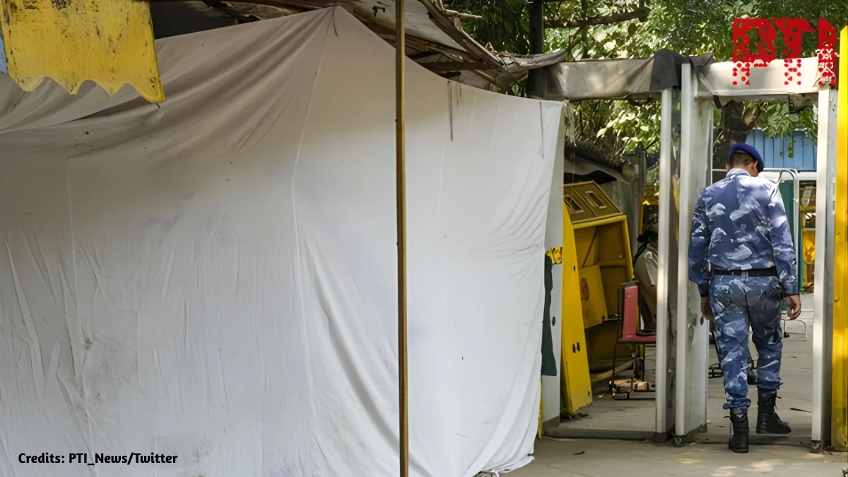 Man Shoots Himself Dead at Delhi’s Jantar Mantar; Police Launch Probe into Tragic Incident