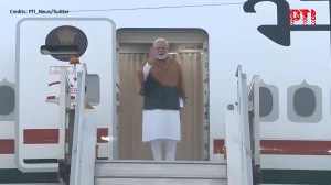 PM Modi Returns After 3-Day South Africa Visit Focused on Digital, Trade & Globa...
