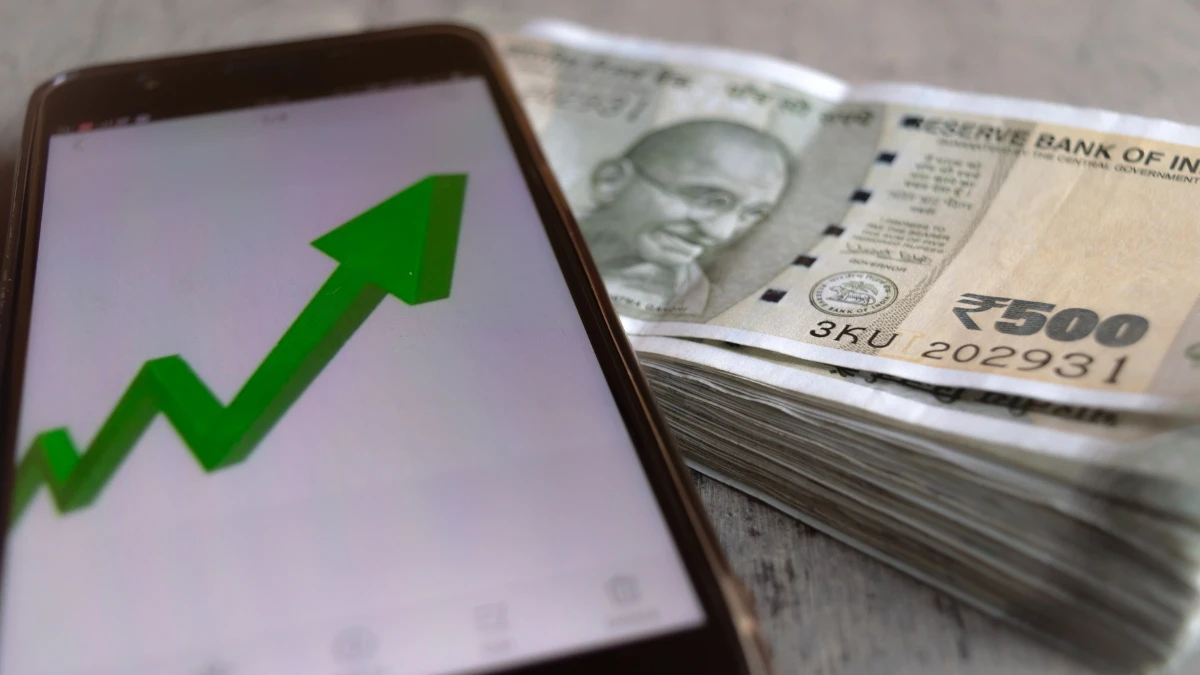 Rupee Gains 49 Paise to 89.17 vs USD in Early Trade