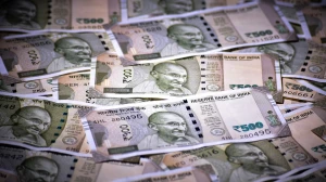 Rupee Rises 8 Paise to 88.62 Against US Dollar in Early Trade