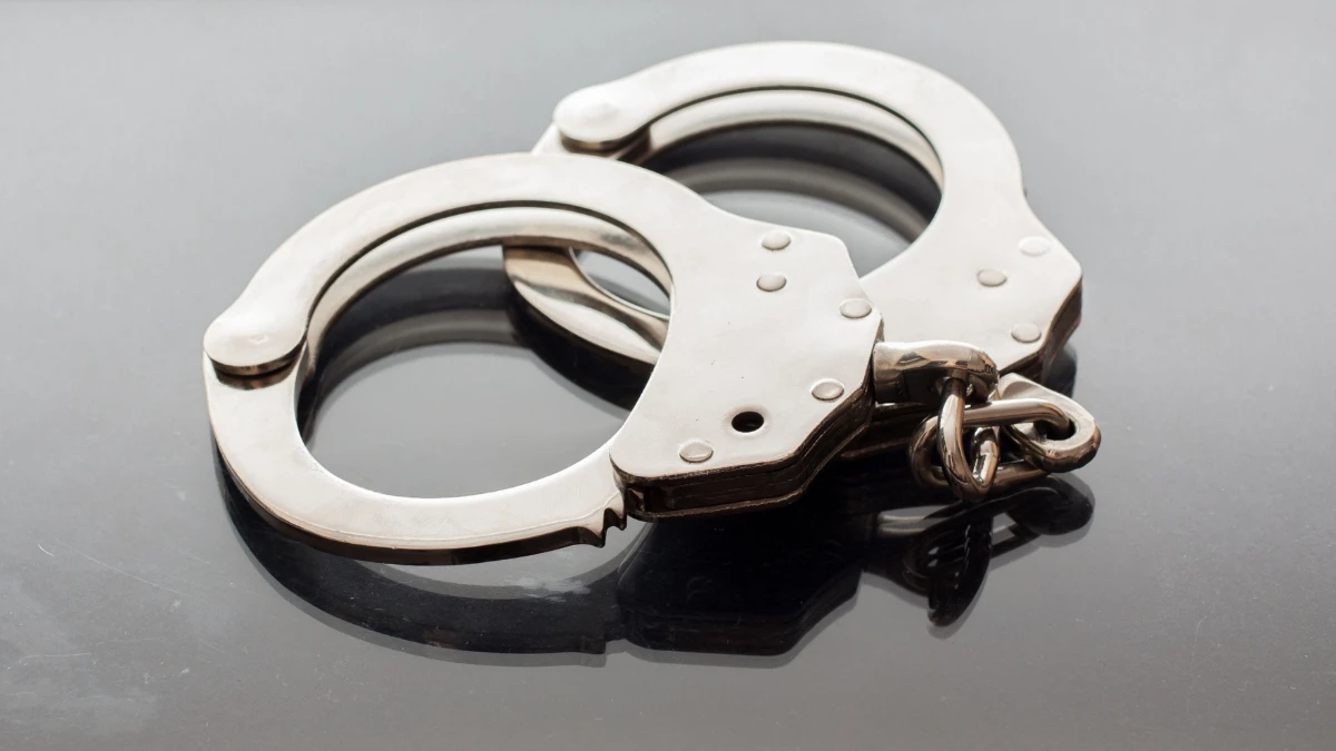 Thane Businessman Duped of ₹31.21 Lakh in Fake Loan Promise; Police Book Three for Fraud