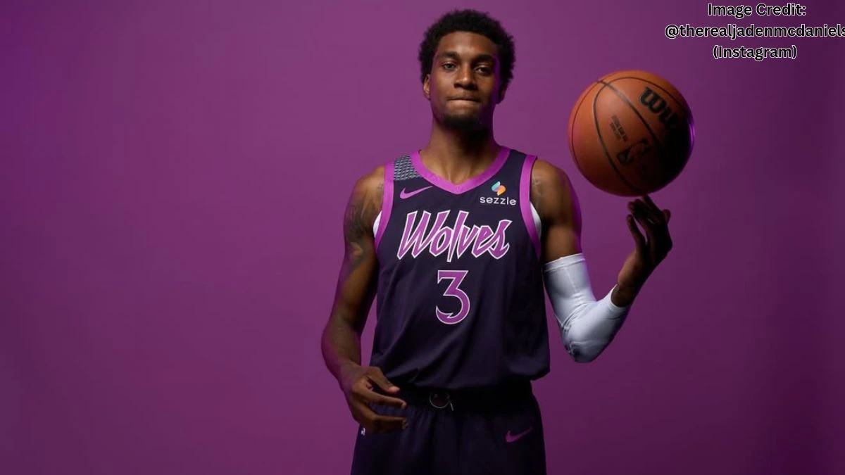 Jaden McDaniels Injury Update: Timberwolves Forward Day‑to‑Day After Left Hip Issue vs Bucks
