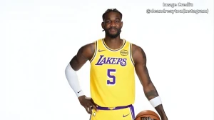 Deandre Ayton Injury Update: Lakers Center  Deandre Ayton Suffers Left Eye Issue vs Nuggets