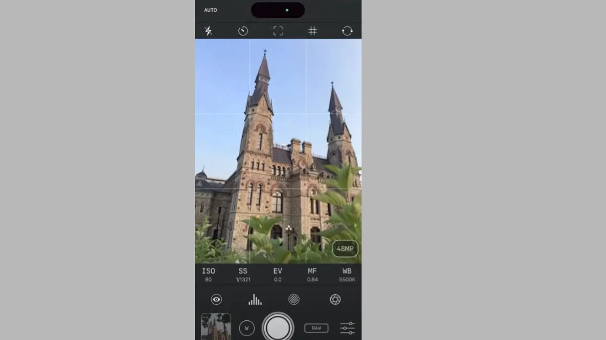 Mobile Photography: How to Take Professional Photos on Your Phone at Home