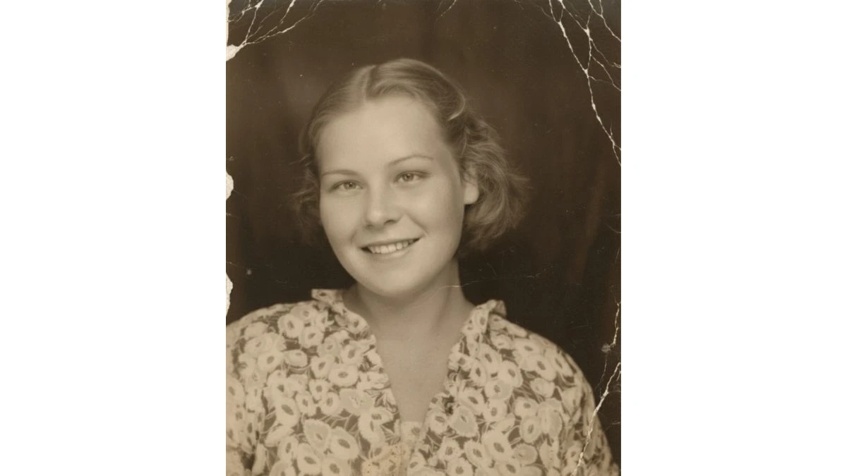 Restore Your Vintage or Old Photos Using Gemini AI Prompts: A Step-by-Step Guide to Restoring Old Photos with Gemini