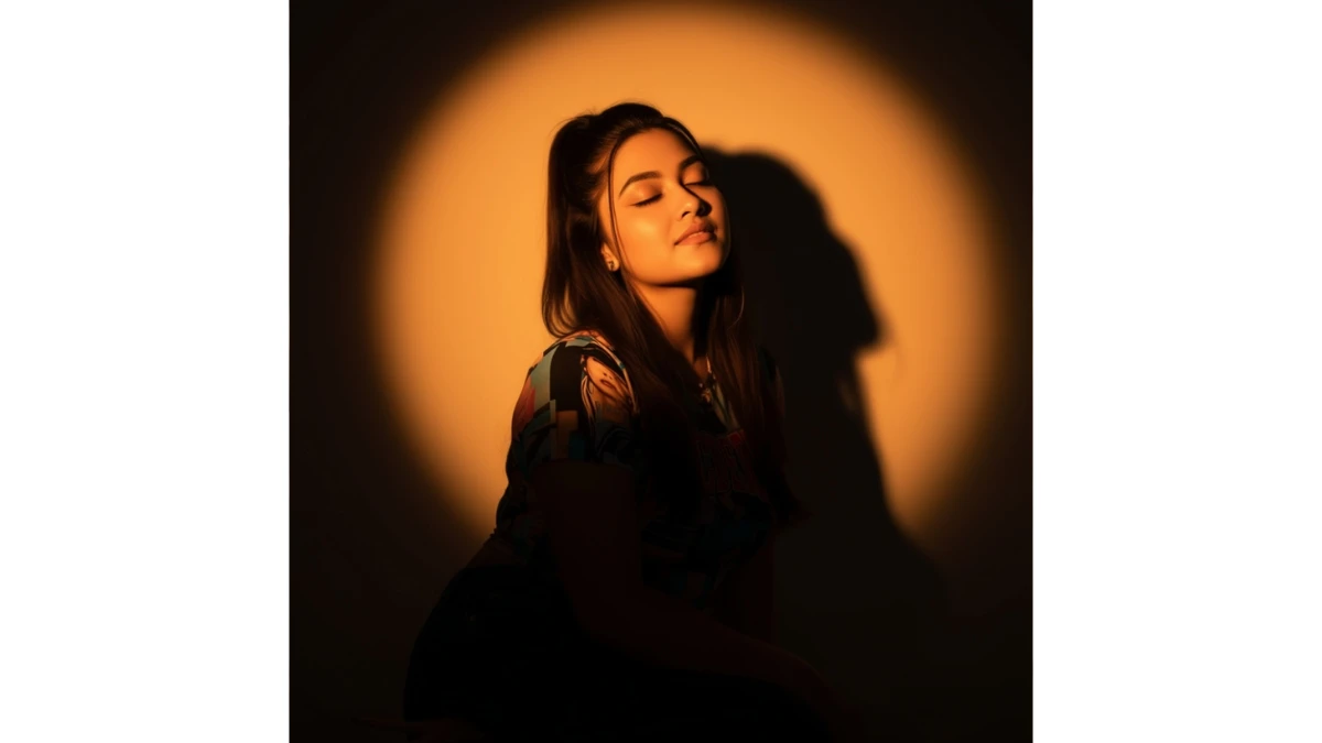 10 Qwen AI Photo Editing Prompts: Turns Simple Pictures Into Studio Portraits